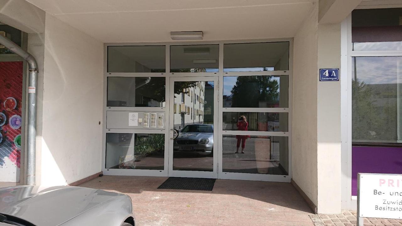 Wohnen Im Kolonialstil Inklusive Tiefgarage, Kontaktloser Check-In Klagenfurt am Woerthersee Exteriör bild